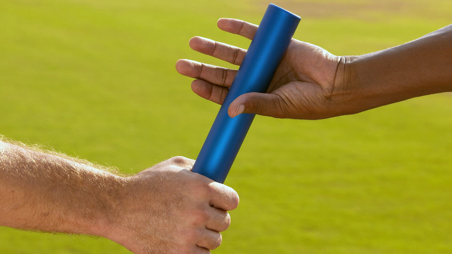 AYX SPORTS-女性电竞逐步崛起，打破传统偏见引领趋势，电竞女性玩家